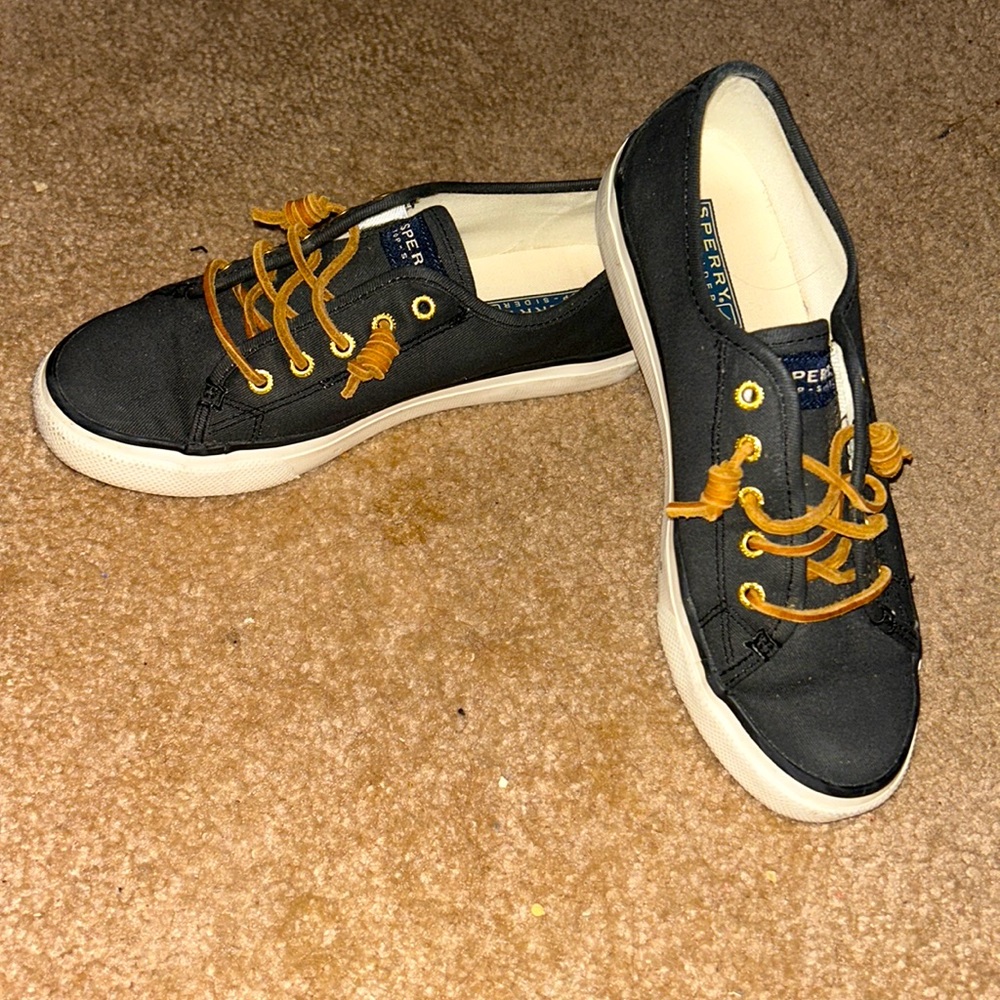 Sorry TopSider Boat Shoes 🖤🤎